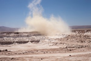 Video still (Great Salar de Tarapacá, Chile) from Fundir, 2015