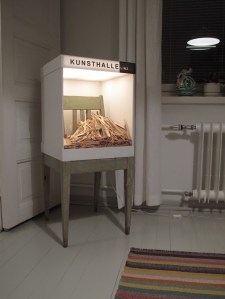 Siege, found object; a chair, 90/40 x 40 x 40 cm, 2015