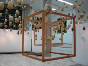 Títle: "Movimiento Suspendido" Medium: Wood (pirul, pine, ash, poplar, jacaranda) Size: 8 meters x 8 meters x 6 meters (26.24 ft x 26.24 ft x 19.68 ft) Year: 2006